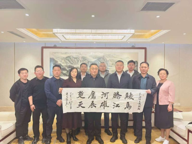 走访湖北省内蒙古商会 走访湖北省内蒙古商会